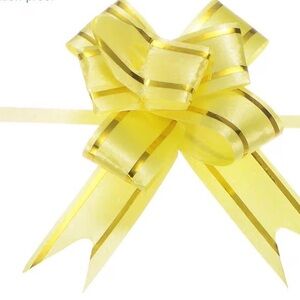 2 boxes of 200 pull ribbon bows